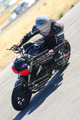 media/Oct-15-2023-TrackXperience (Sun) [[85198ff50b]]/Group 2/session 4 turn 3/